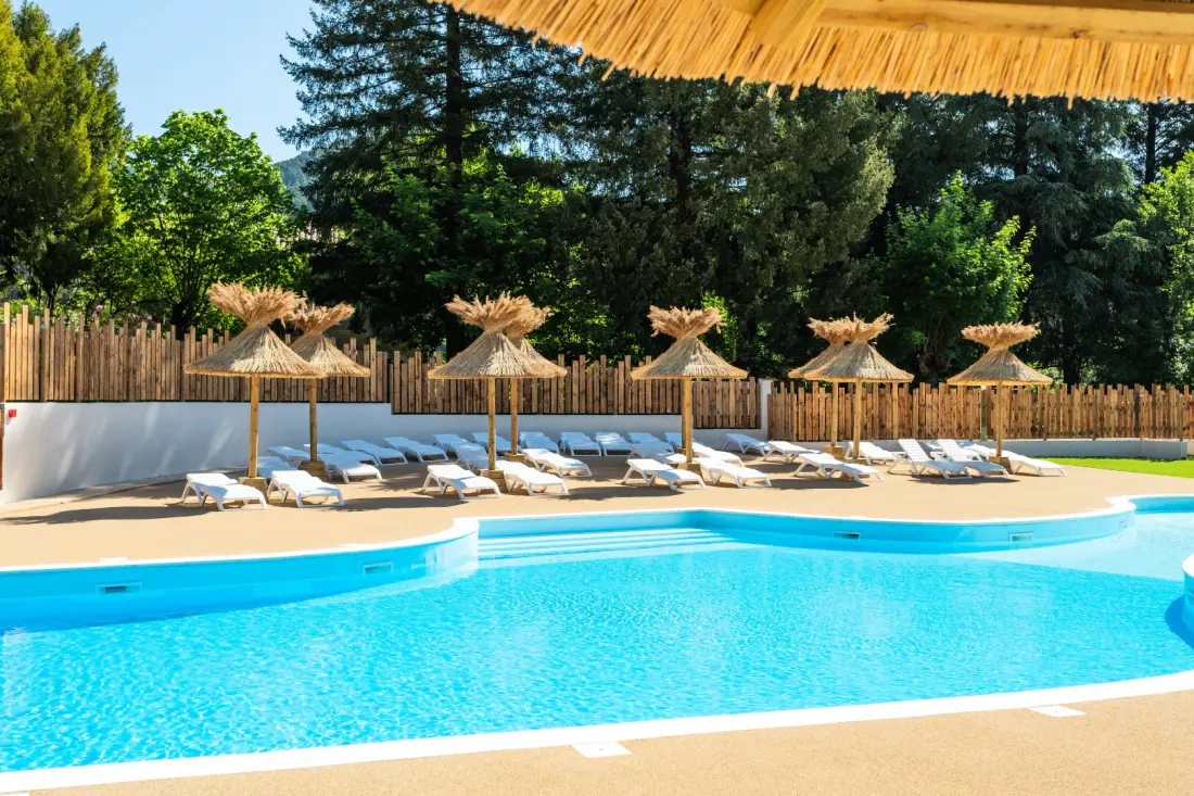 Camping maeva Escapades du Château de l'Hom 4 étoiles★★★★