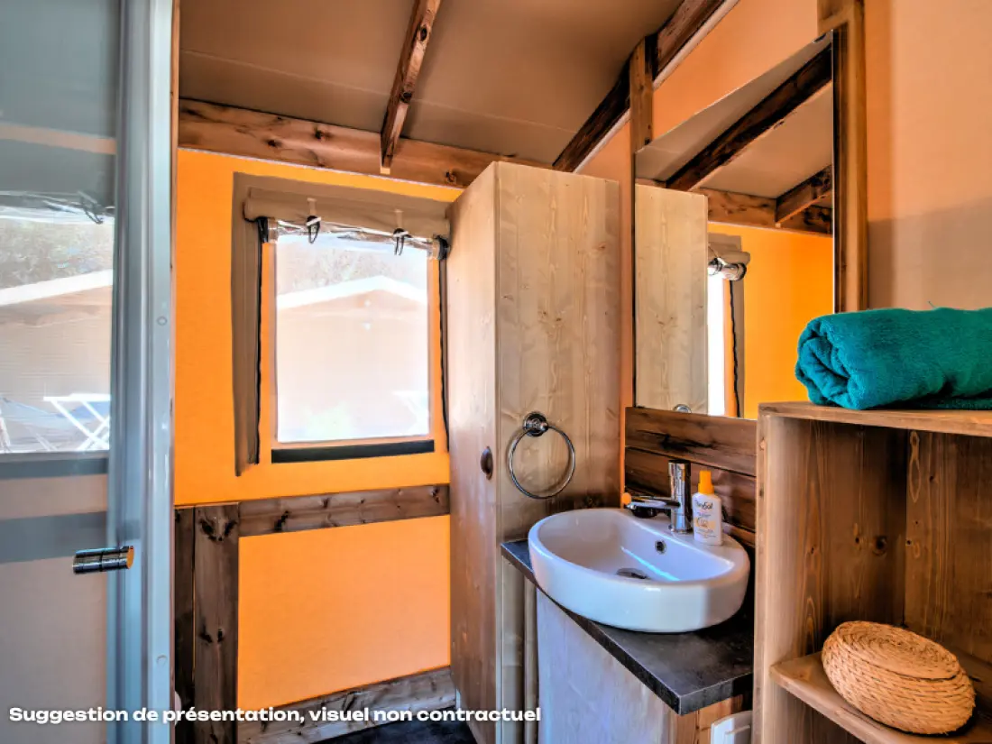 Flower Camping L'Ile d'Offard 4 étoiles★★★★