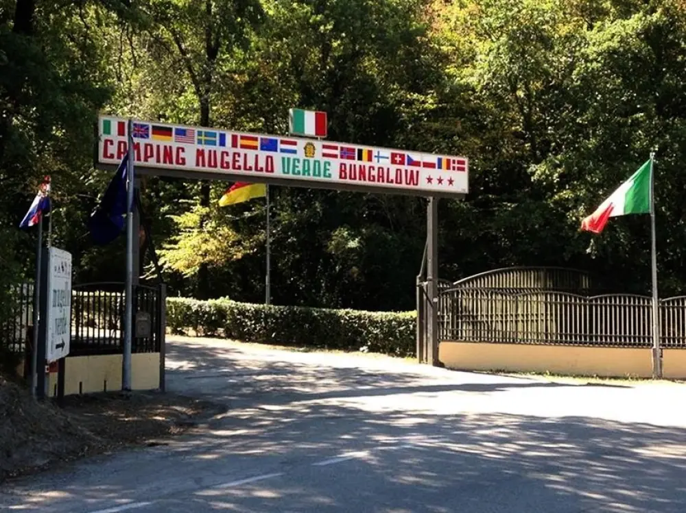 Camping Village Mugello Verde 3 étoiles★★★