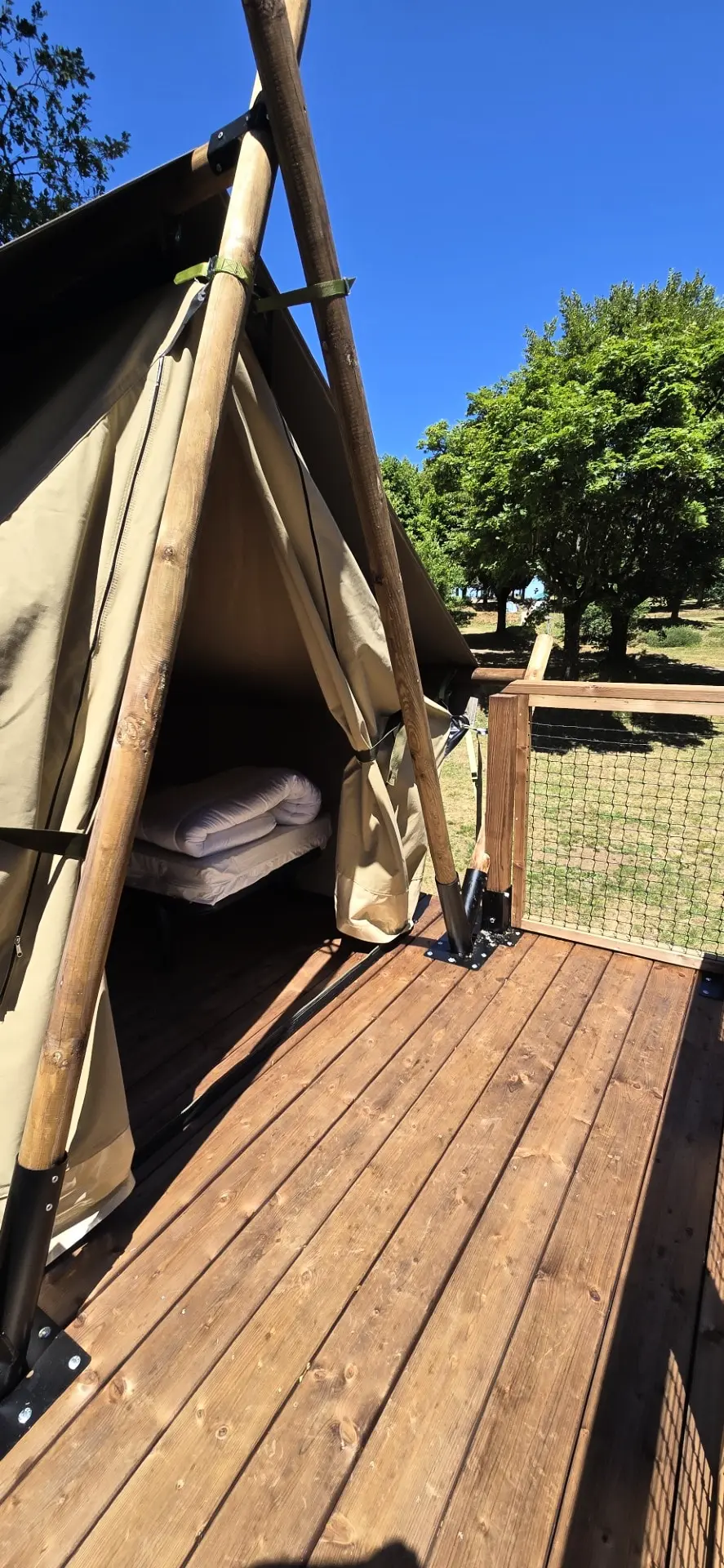 Camping Seasonova Lac de Bournazel 4 étoiles★★★★