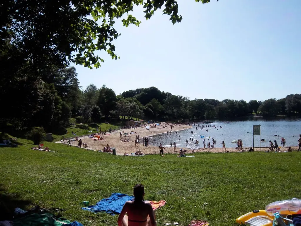 Camping Seasonova Lac de Bournazel 4 étoiles★★★★