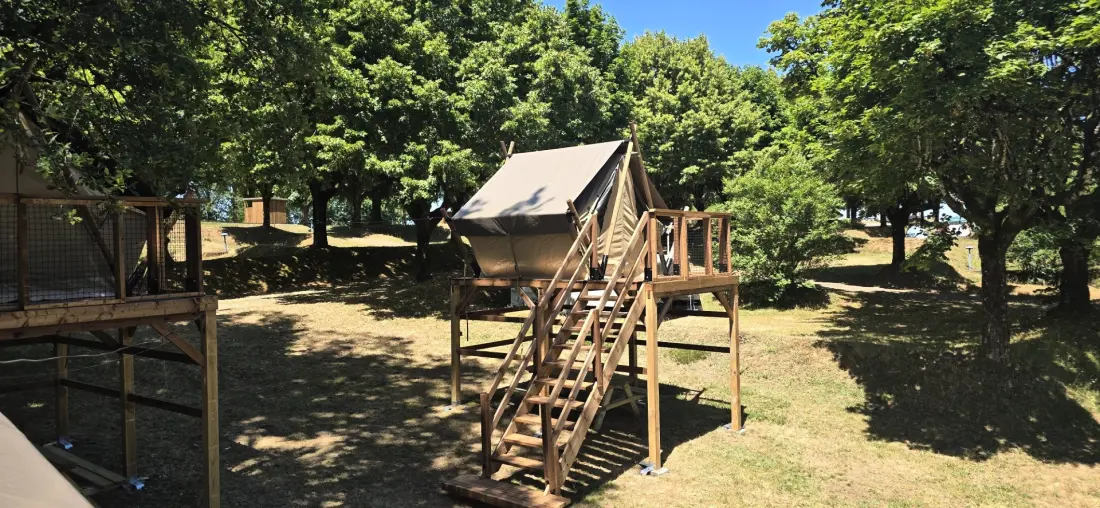 Camping Seasonova Lac de Bournazel 4 étoiles★★★★
