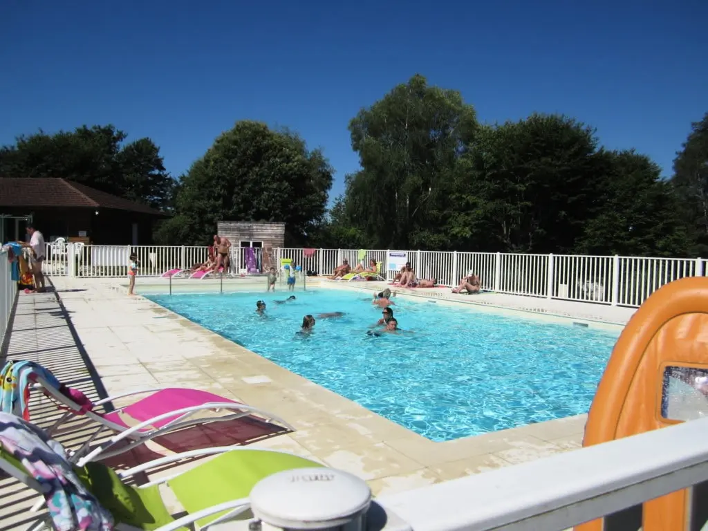 Camping Seasonova Lac de Bournazel 4 étoiles★★★★