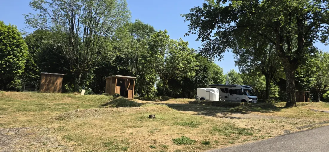 Camping Seasonova Lac de Bournazel 4 étoiles★★★★