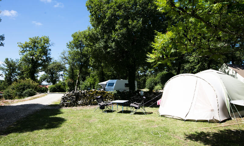 France - Sud Ouest - Séniergues - Camping Romanée Domaine de la Faurie 4*