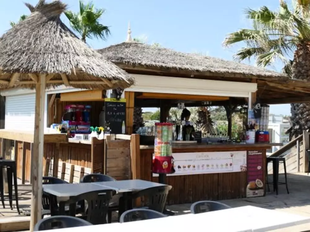 Camping Bleu Marine   4 étoiles★★★★