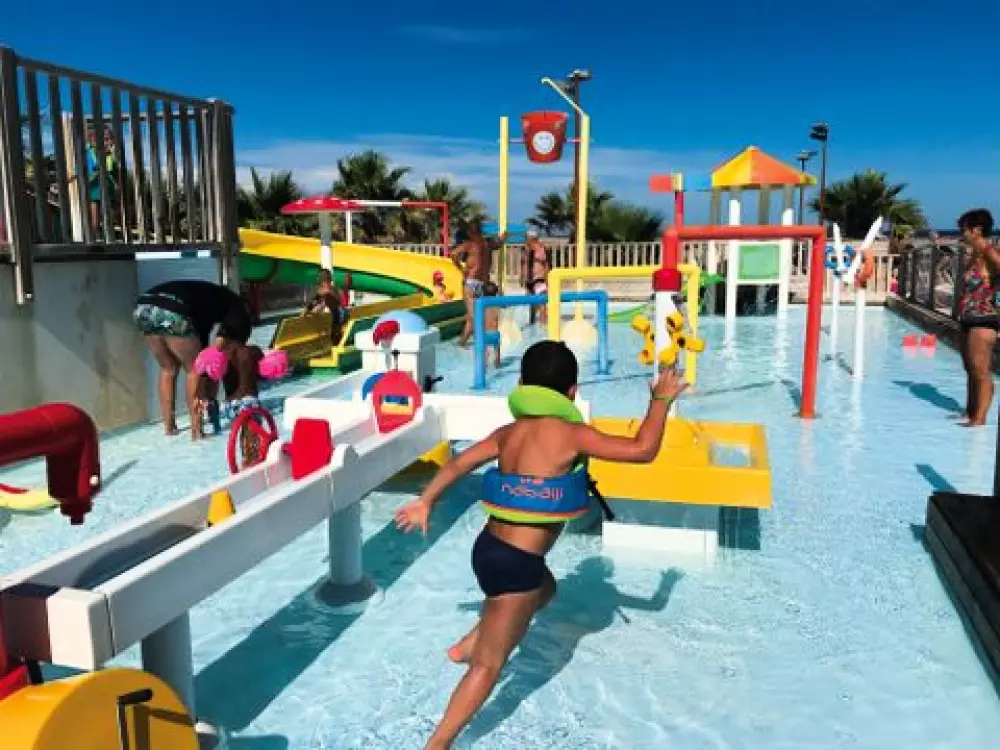 Camping Bleu Marine   4 étoiles★★★★