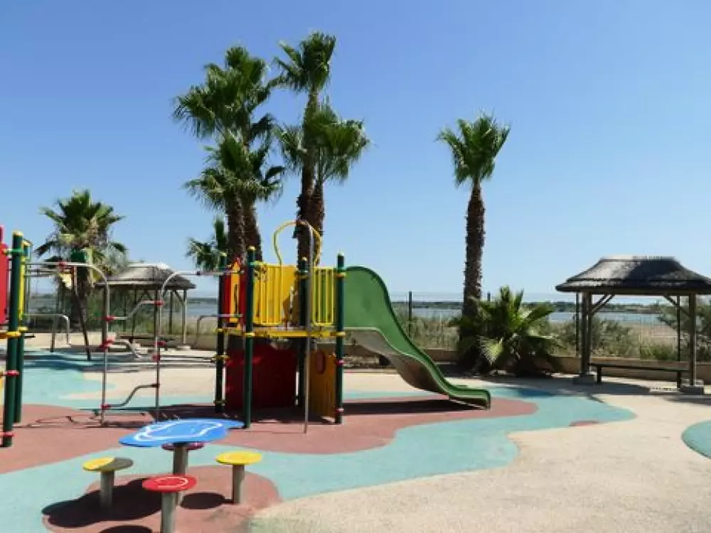 Camping Bleu Marine   4 étoiles★★★★