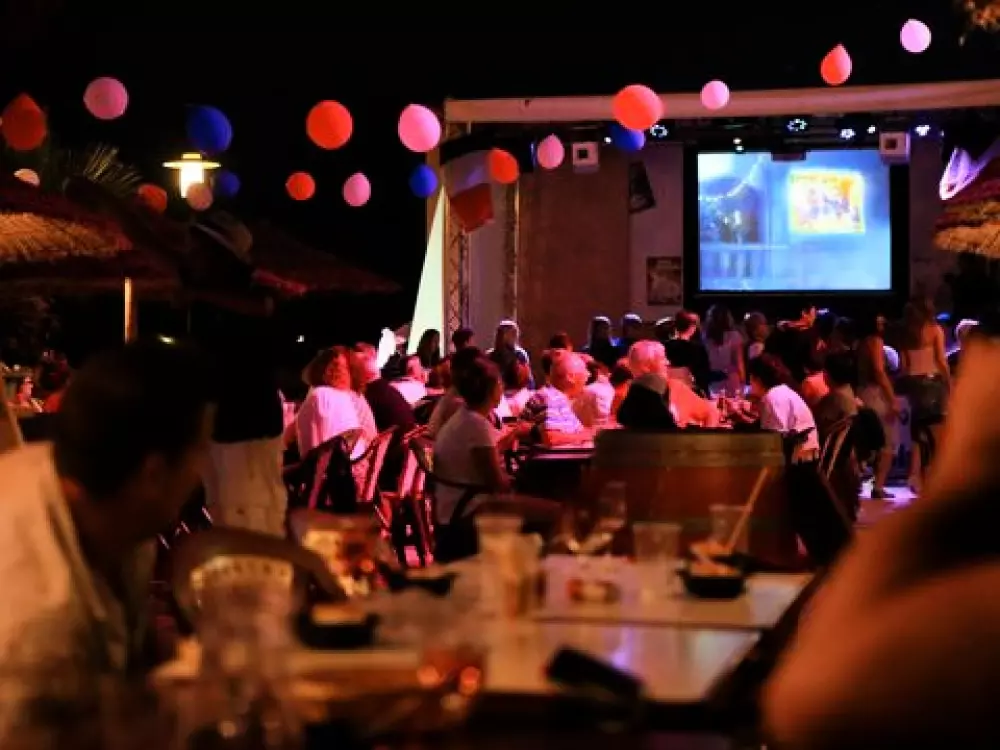 Camping Bleu Marine   4 étoiles★★★★