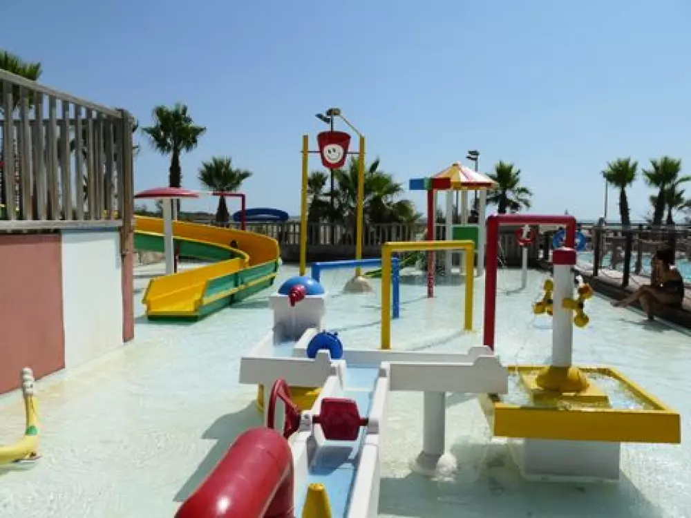 Camping Bleu Marine   4 étoiles★★★★