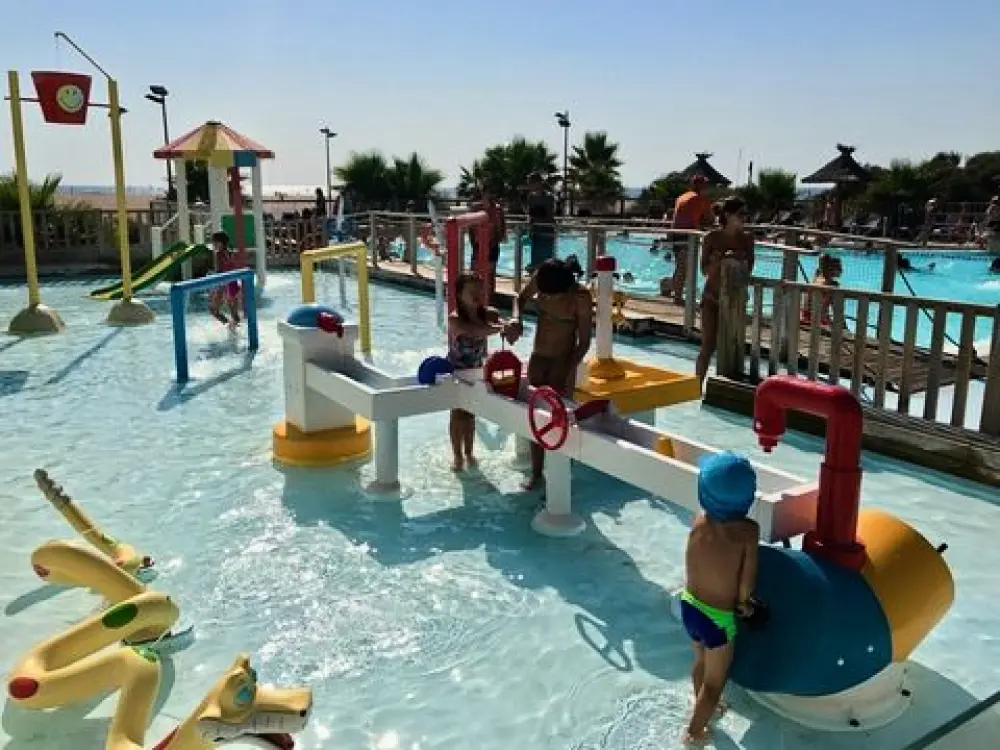 Camping Bleu Marine   4 étoiles★★★★