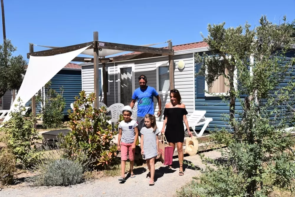 Camping Mas Des Lavandes4 étoiles★★★★