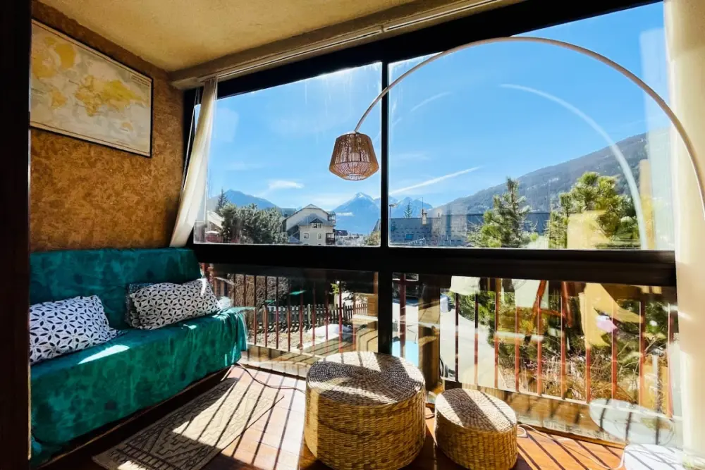 Jolie Maison F4 Avec Loggia à Briançon