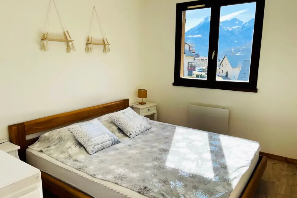 Jolie Maison F4 Avec Loggia à Briançon