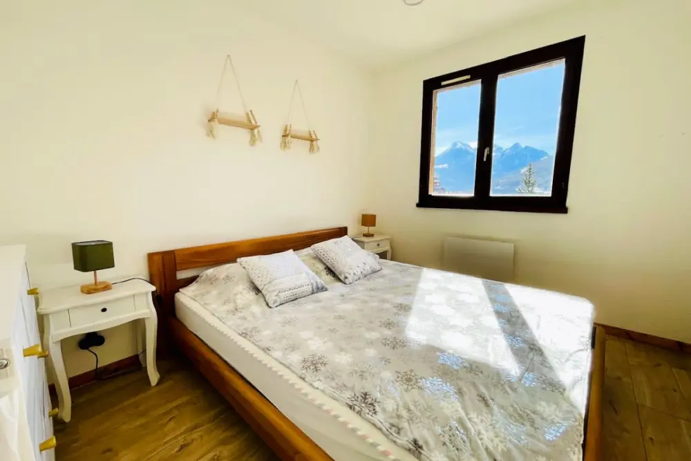 Jolie Maison F4 Avec Loggia à Briançon