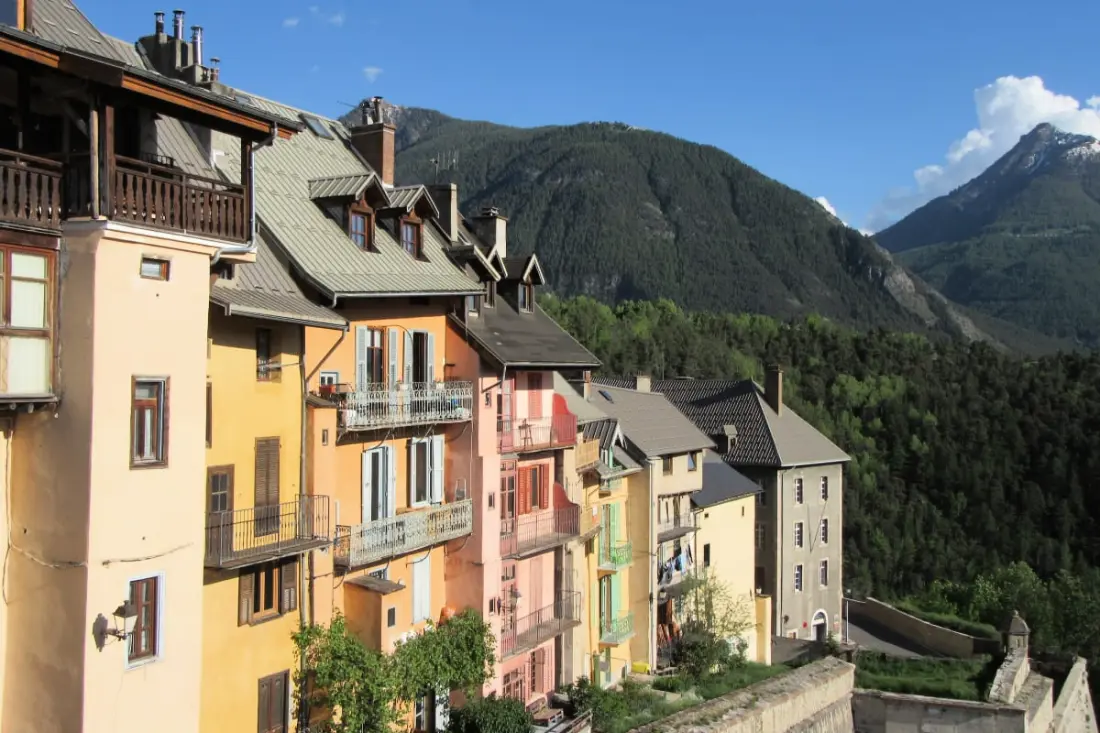 Balcon &amp; Calme Face Aux Cimes