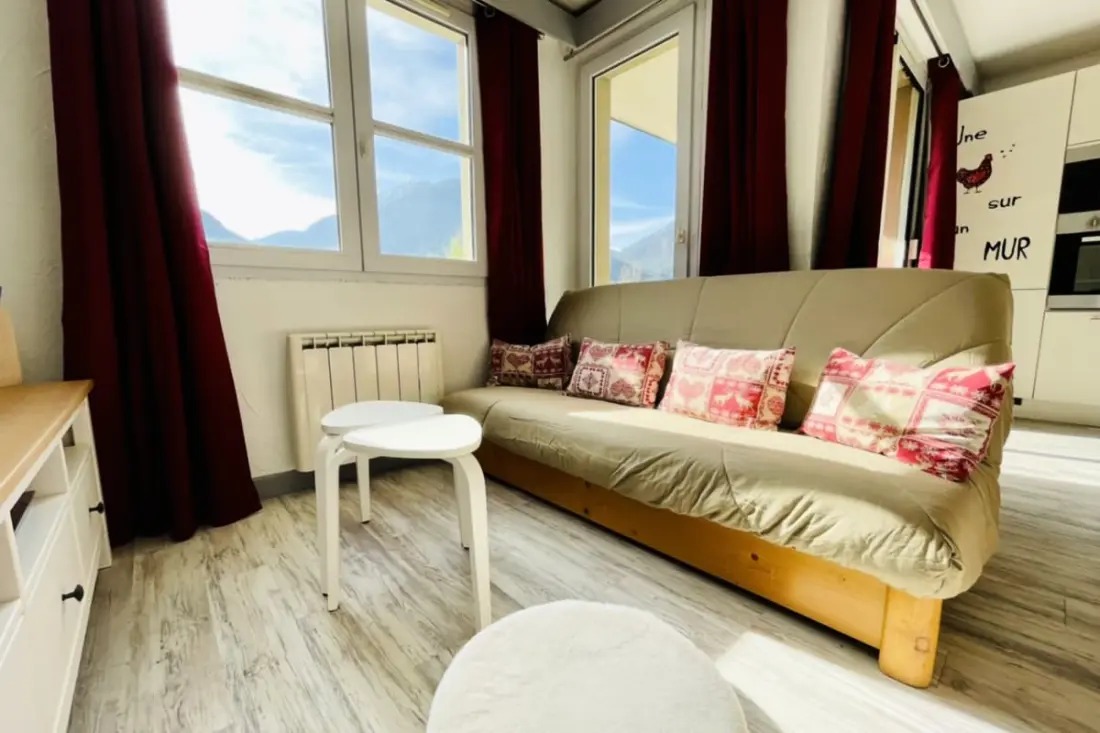 Lumineux 50 M² Avec Balcon Au Centre De Briançon