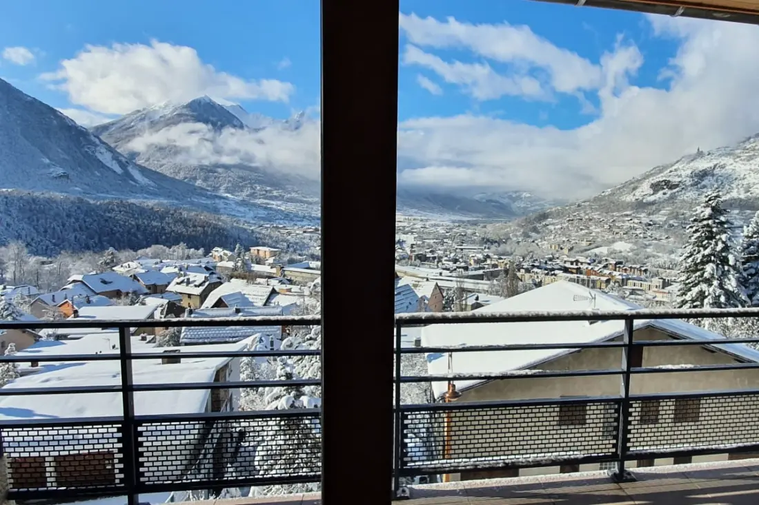 T2 Vue Panoramique Proche Cité Vauban