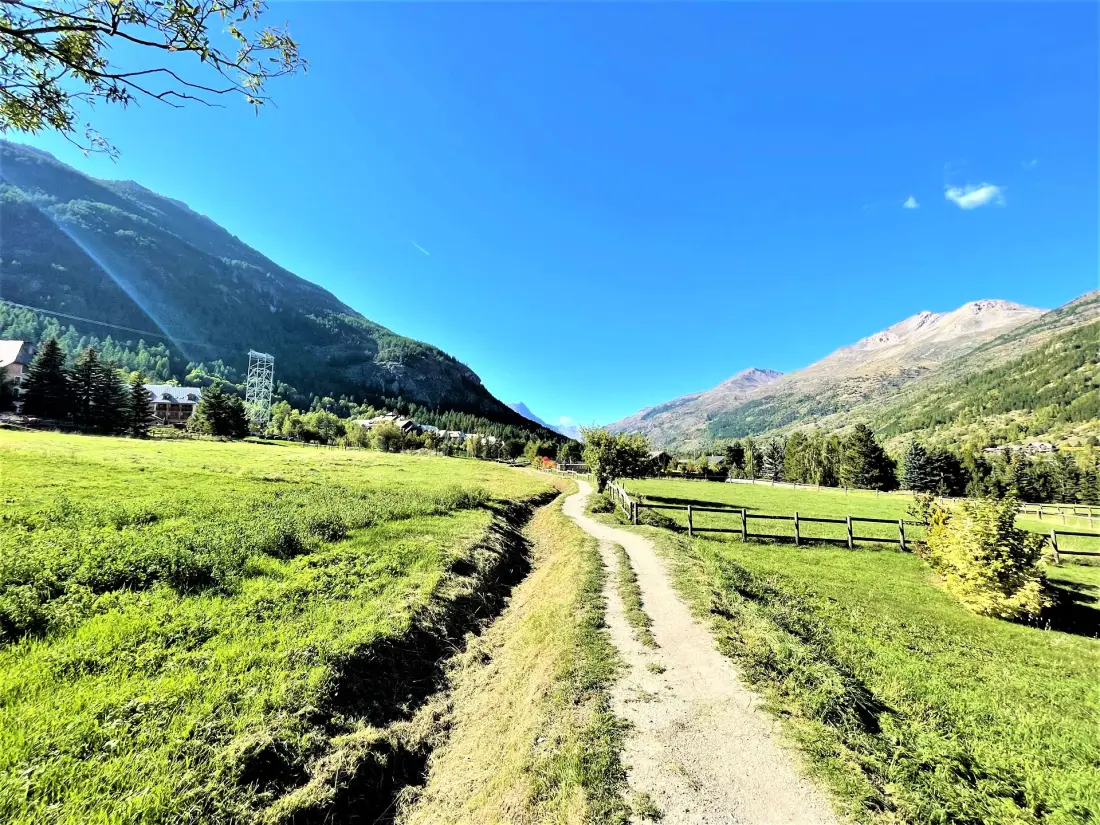 Résidence Hameau Du Bez Printemps