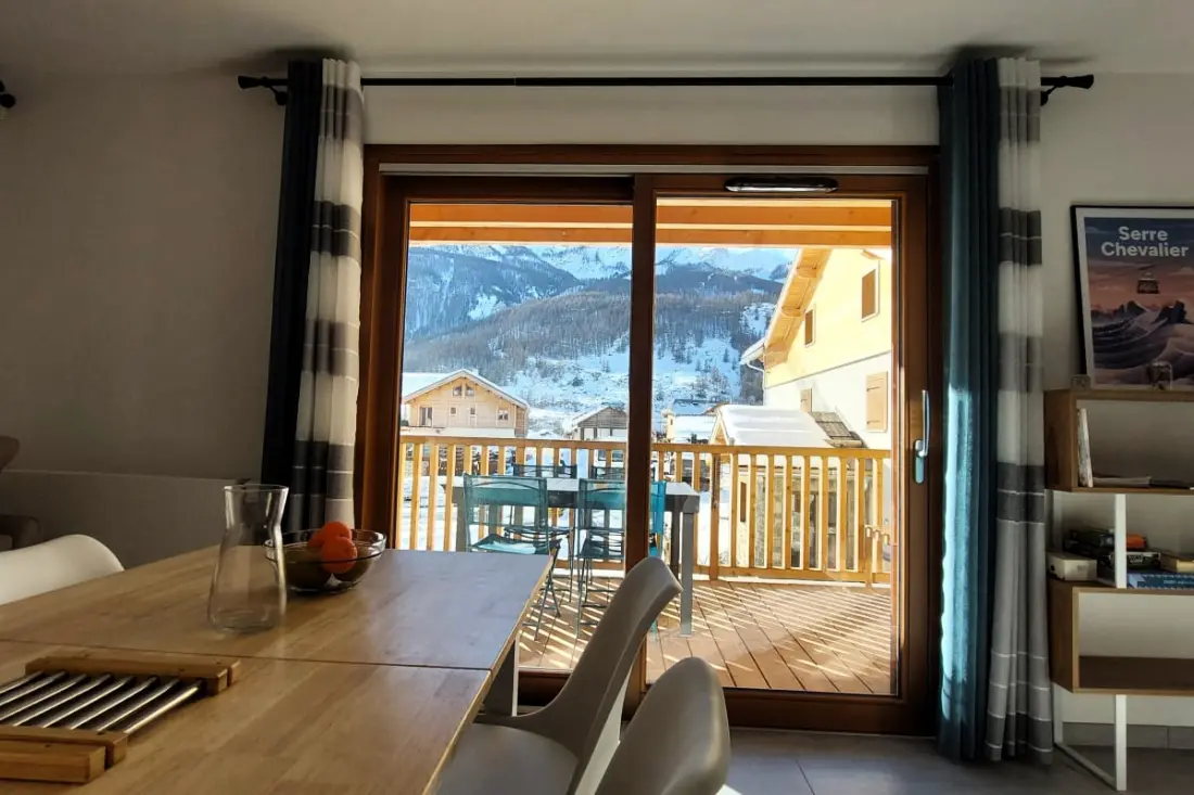 Grand T2 Récent Avec Terrasse : Le Dahu Perché