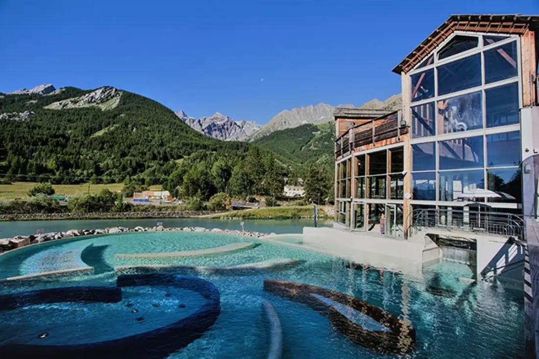 Lumineux 30 M² Avec Balcon  Centre Village