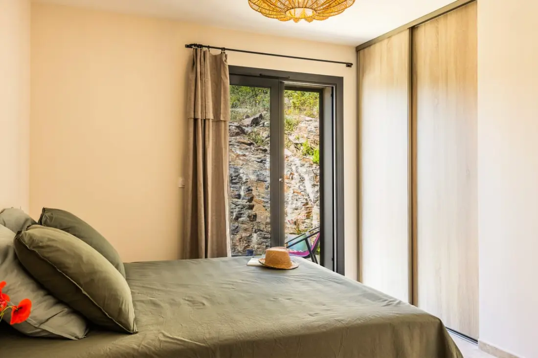 Villa A Roccia Entre Mer Et Montagne Avec Piscine Privée