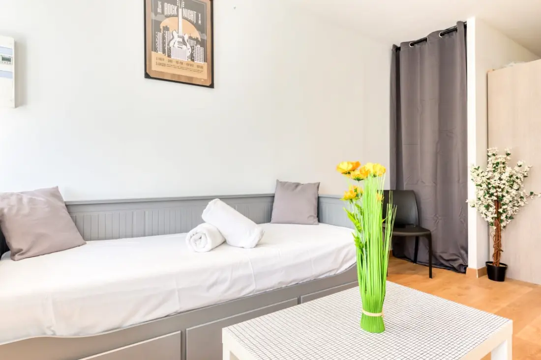 Rollin, Appartement 3 Personnes Avec Netflix Au Calme !