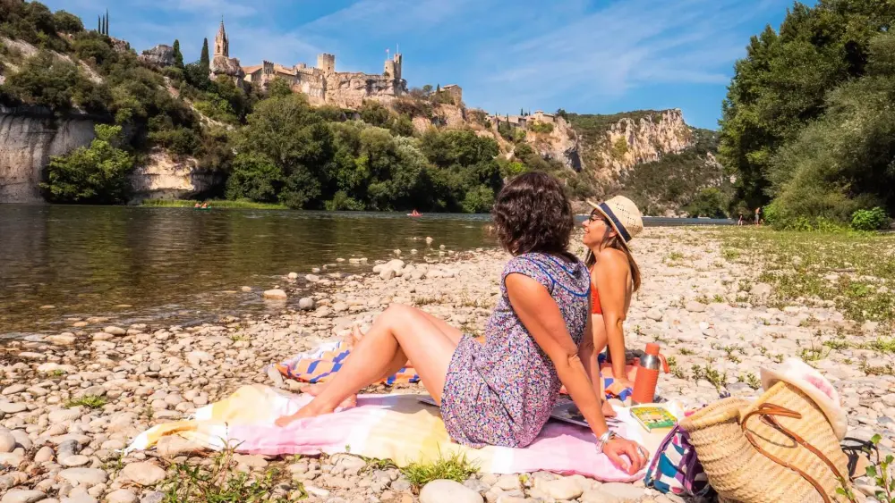 Camping le PEYROLAIS 3 étoiles★★★