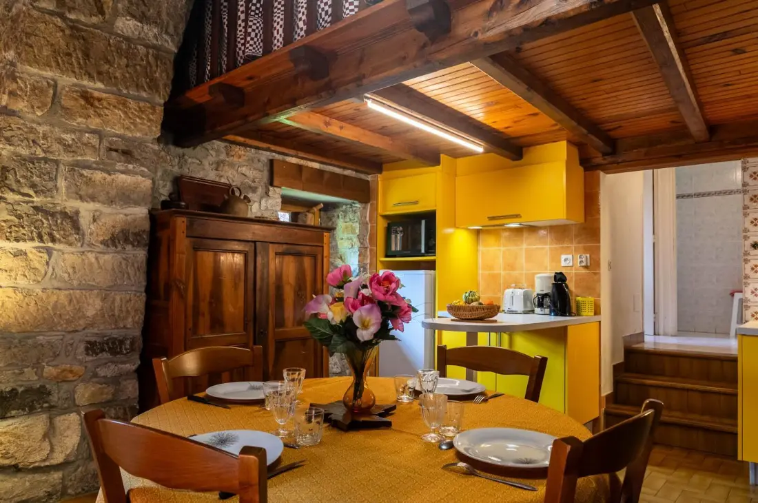 Gîte de France La grange, gîtes de france 3 personnes à la caze 1 épi