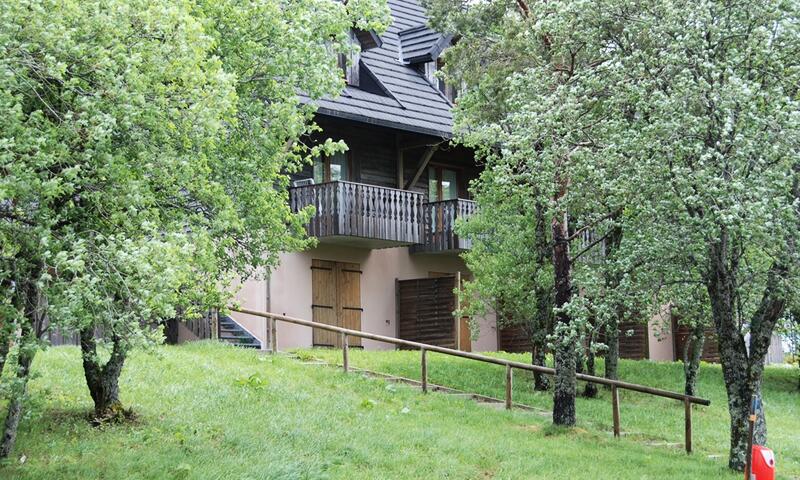 France - Auvergne - Super Besse - Résidence Le Bois De La Reine 3*