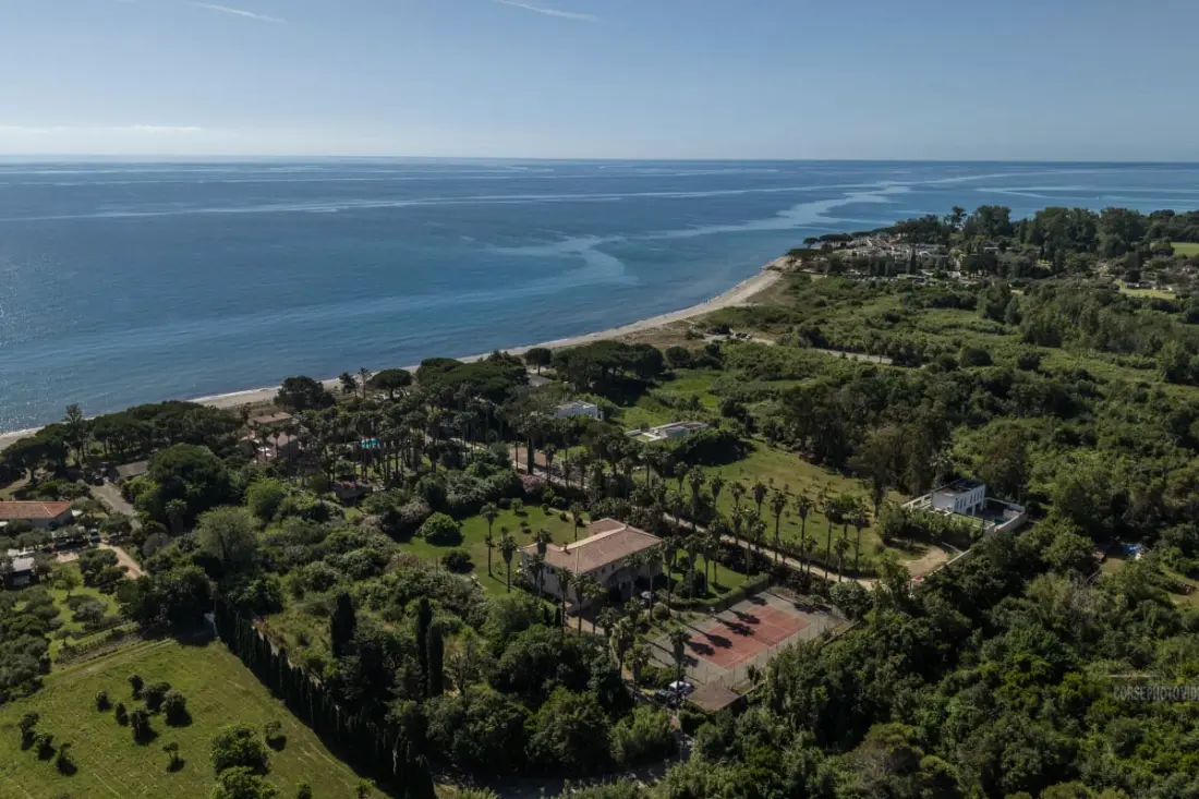 Villa Washingtonia - Villa De Charme Avec Accès Privé à La Plage