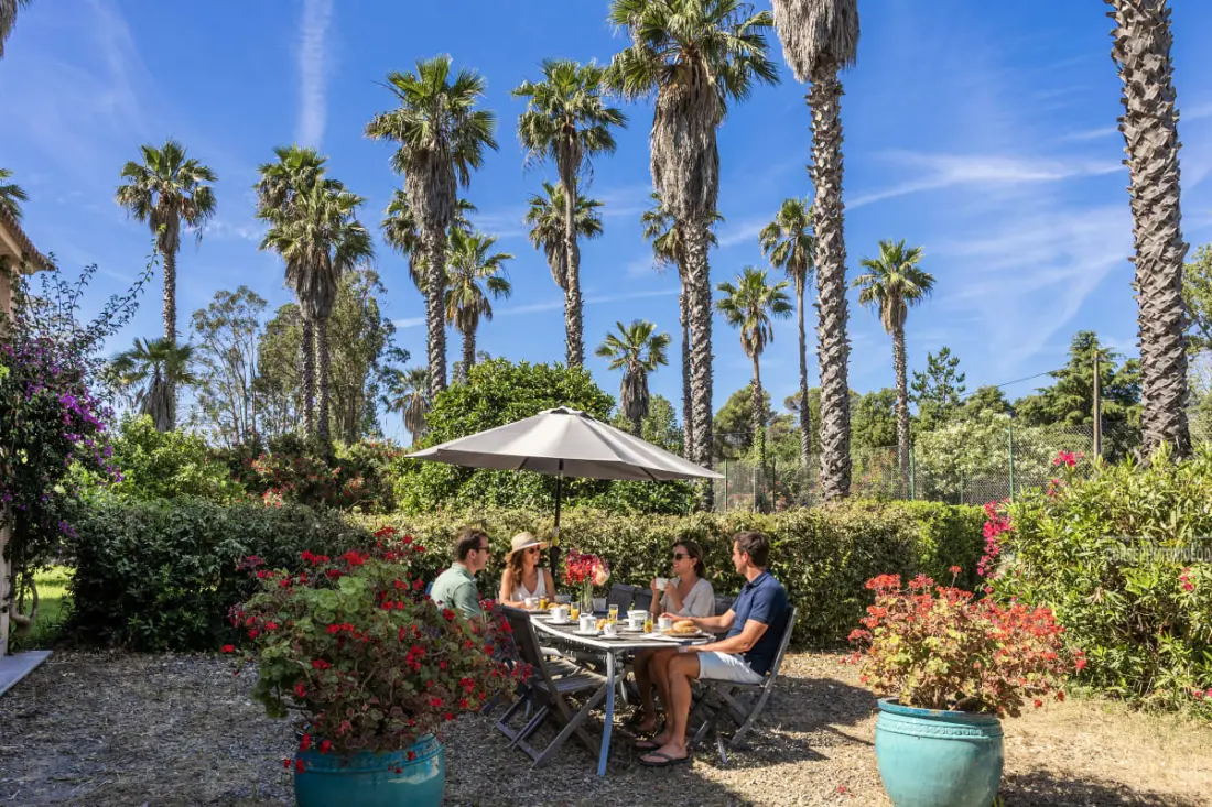 Villa Washingtonia - Villa De Charme Avec Accès Privé à La Plage