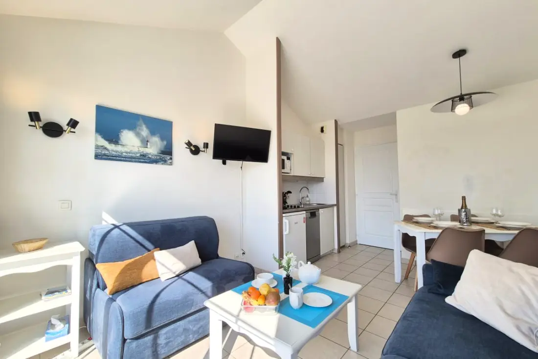 "vue Panoramique Sur Le Golf ⛳ | Balcon &amp; Piscine"