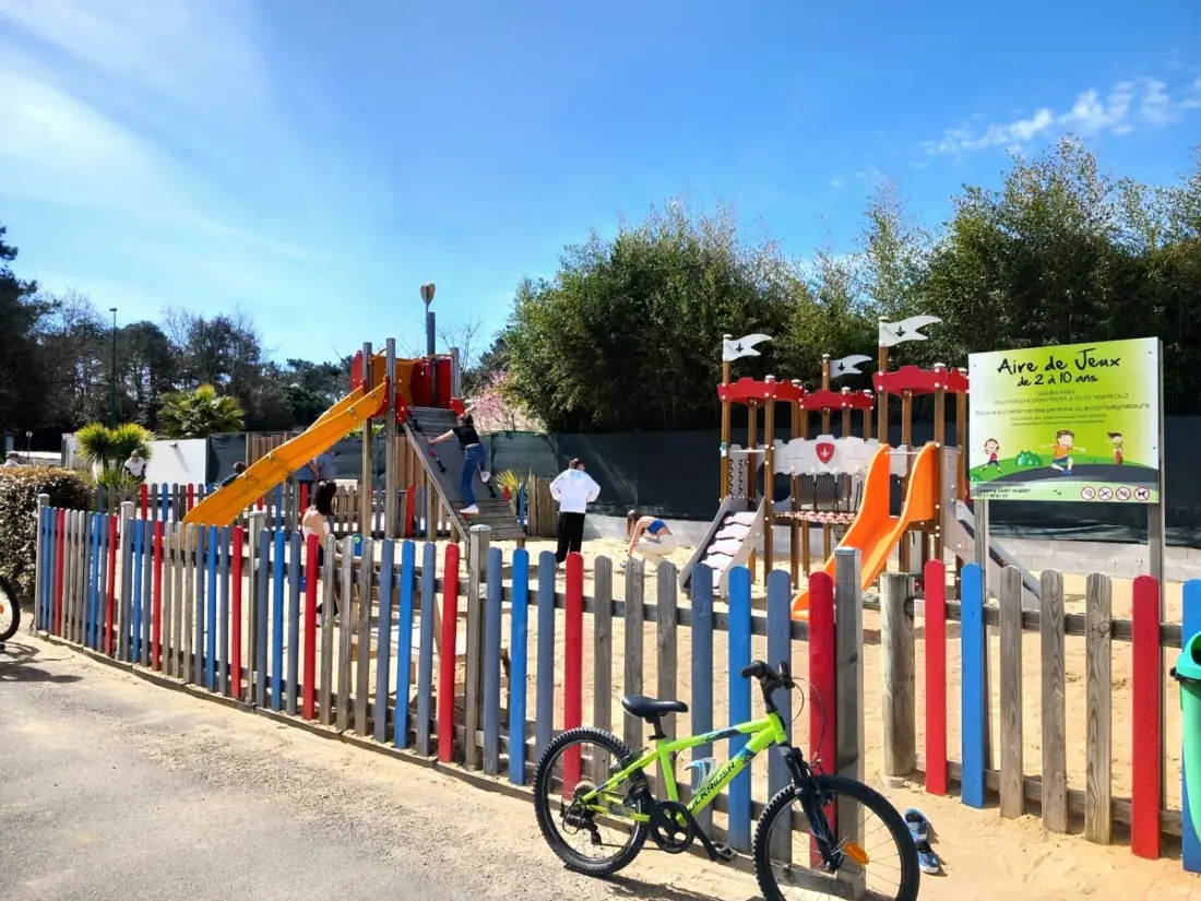 Camping Les Flots de l'Océan 3 étoiles★★★