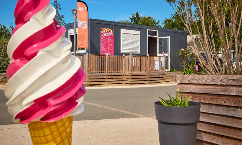 Camping Loyada**** - - Talmont-Saint-Hilaire - Port Bourgenay - 16