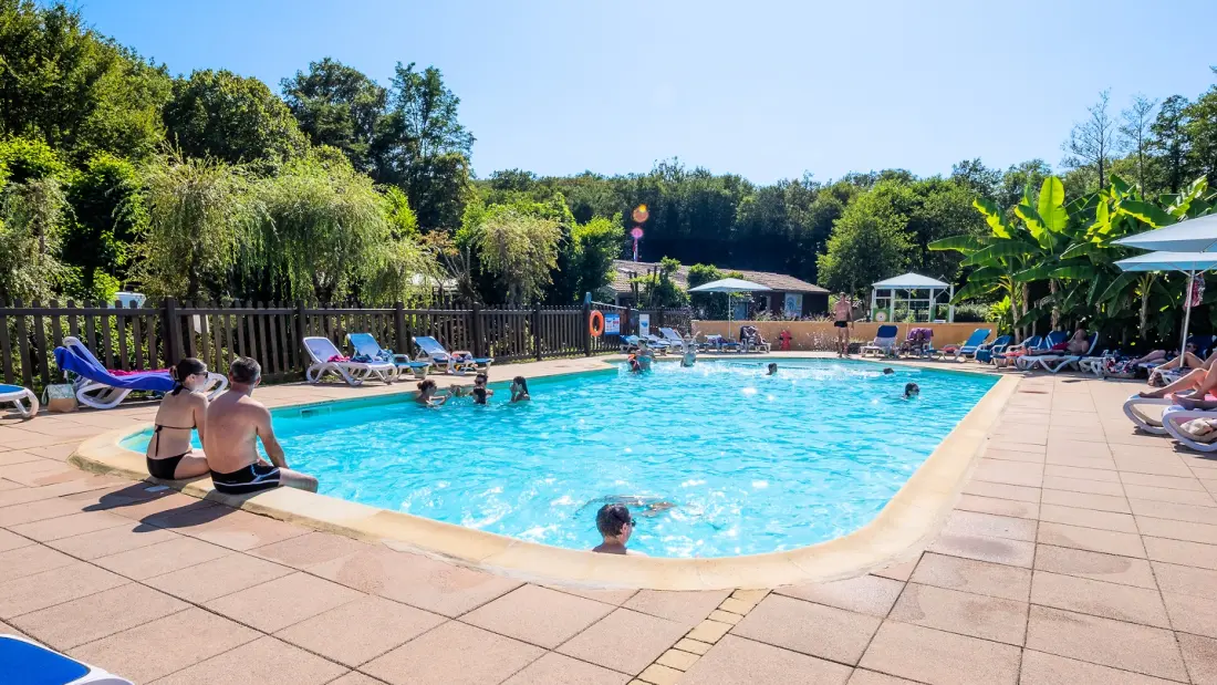 Camping Le Pont de Mazerat 41 étoiles★