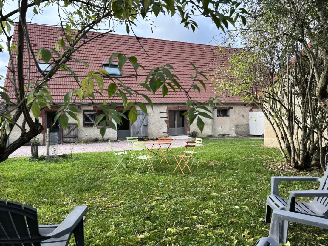 Maison de Vacances Thiel-sur-Acolin 4