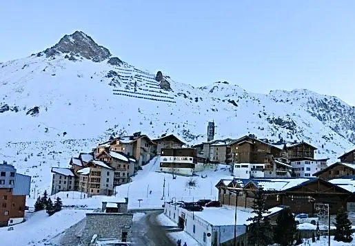 Le Chalet De La Tour