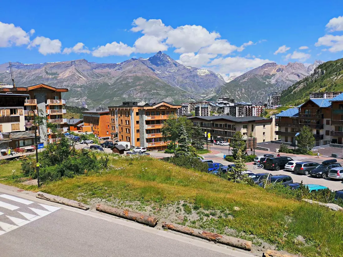 Le Chalet De La Tour