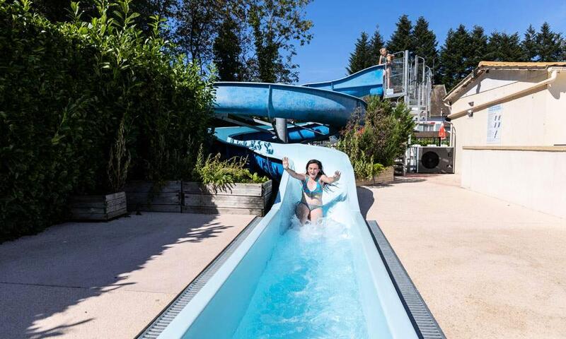 Camping Country Park**** - - Touquin - 2