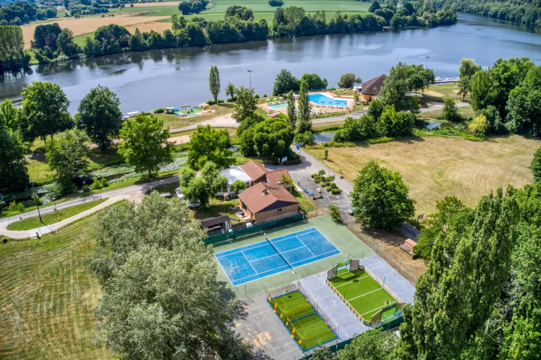 Flower Camping LES BERGES DE LA DORDOGNE 4 étoiles★★★★