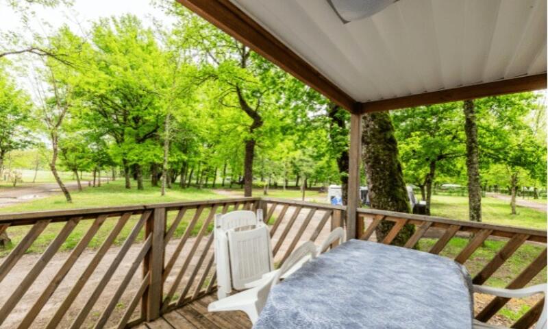 Camping Les 3 Lacs du Soleil - Trept - 16