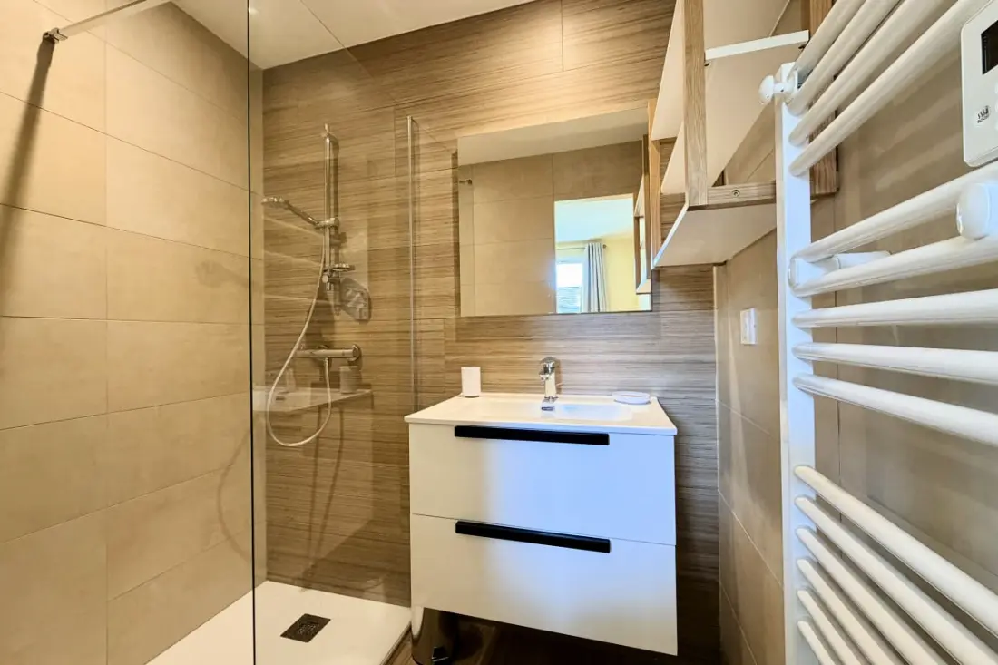 Grand T3 En Rez-de-jardin Tresserve