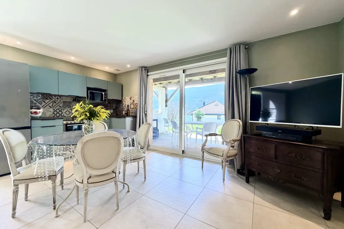 Grand T3 En Rez-de-jardin Tresserve