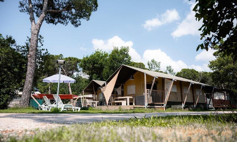 Italie - Ombrie - Tuoro sul Trasimeno - Camping Village Punta Navaccia by Villatent 3*