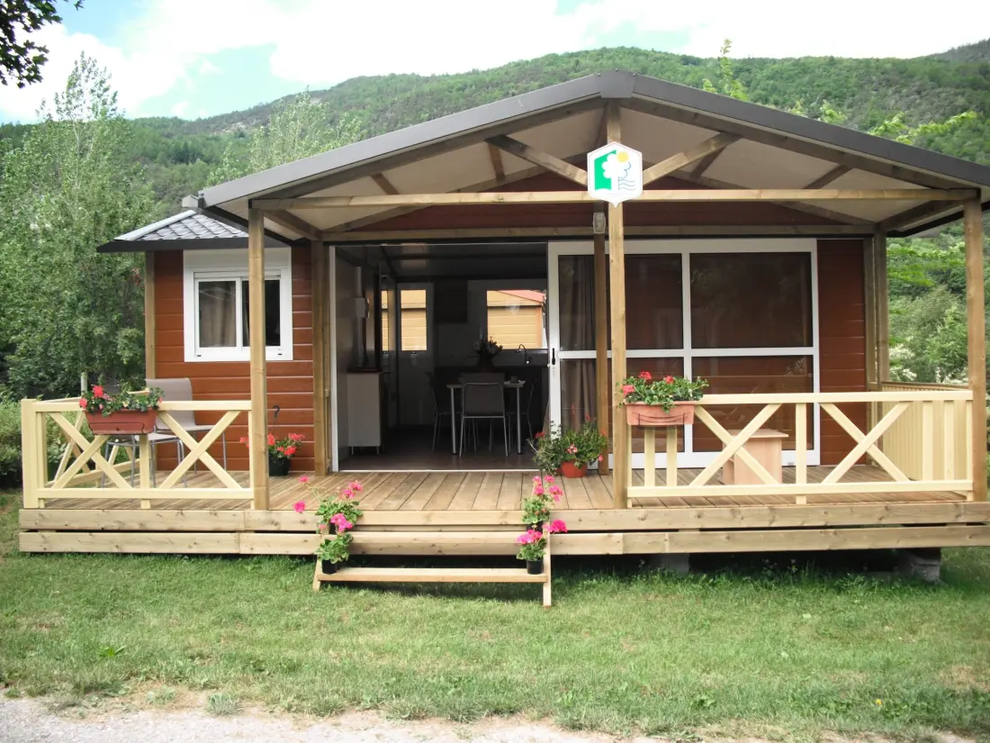 Camping La Pierre de l'Aigle 3 étoiles★★★