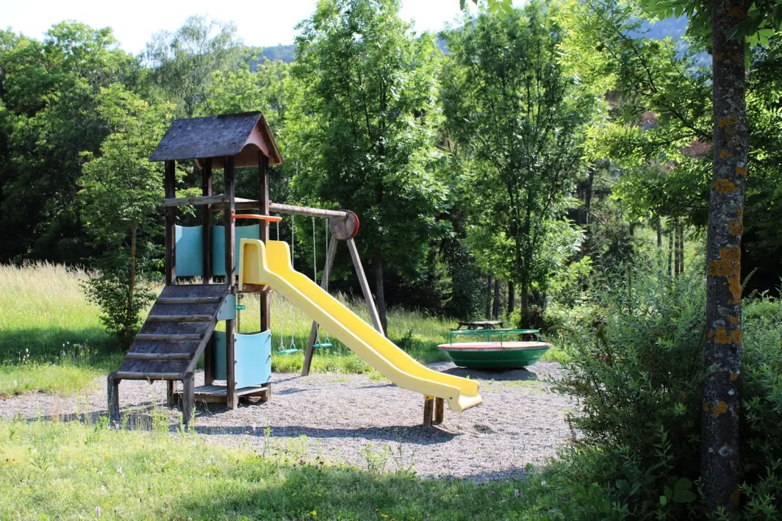 Camping La Pierre de l'Aigle 3 étoiles★★★