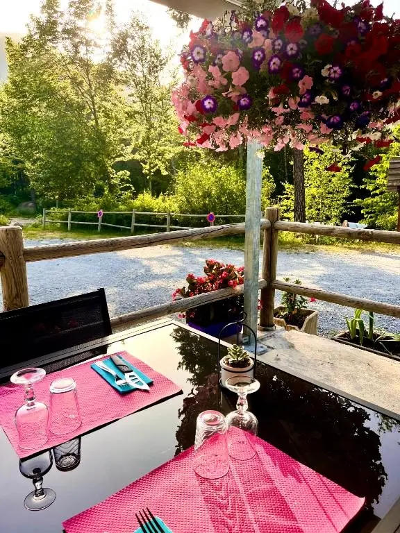 Camping La Pierre de l'Aigle 3 étoiles★★★