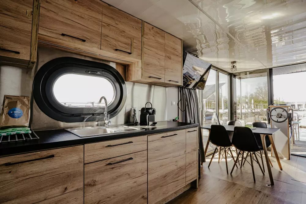 Huren Houseboat