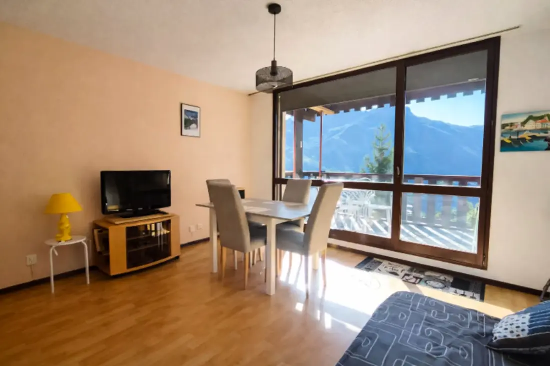 Appartement Lumineux Avec Vue Montagne à Pra Loup